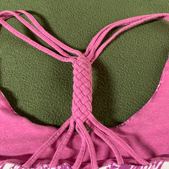 bloom pink, purple and white workout top.  Braided racer back.  Size XL. - Picture 4 of 6